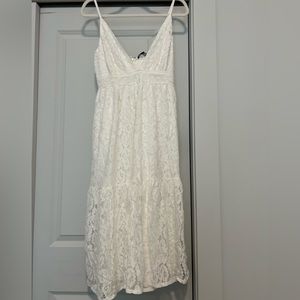Lulus white lace midi dress small